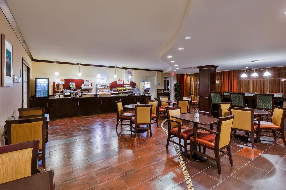 Holiday Inn Express And Suites Alpine By Ihg Exteriér fotografie