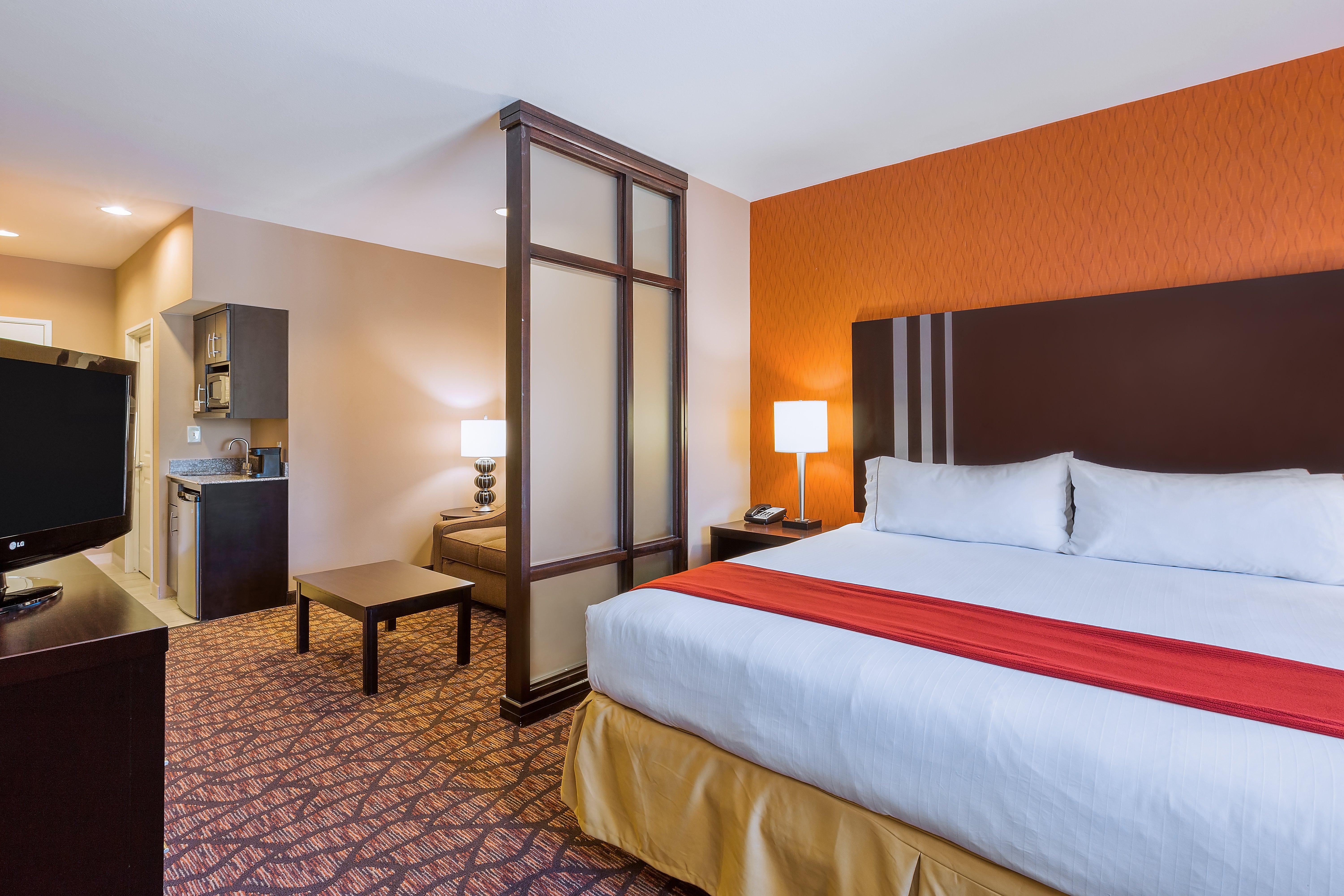 Holiday Inn Express And Suites Alpine By Ihg Exteriér fotografie