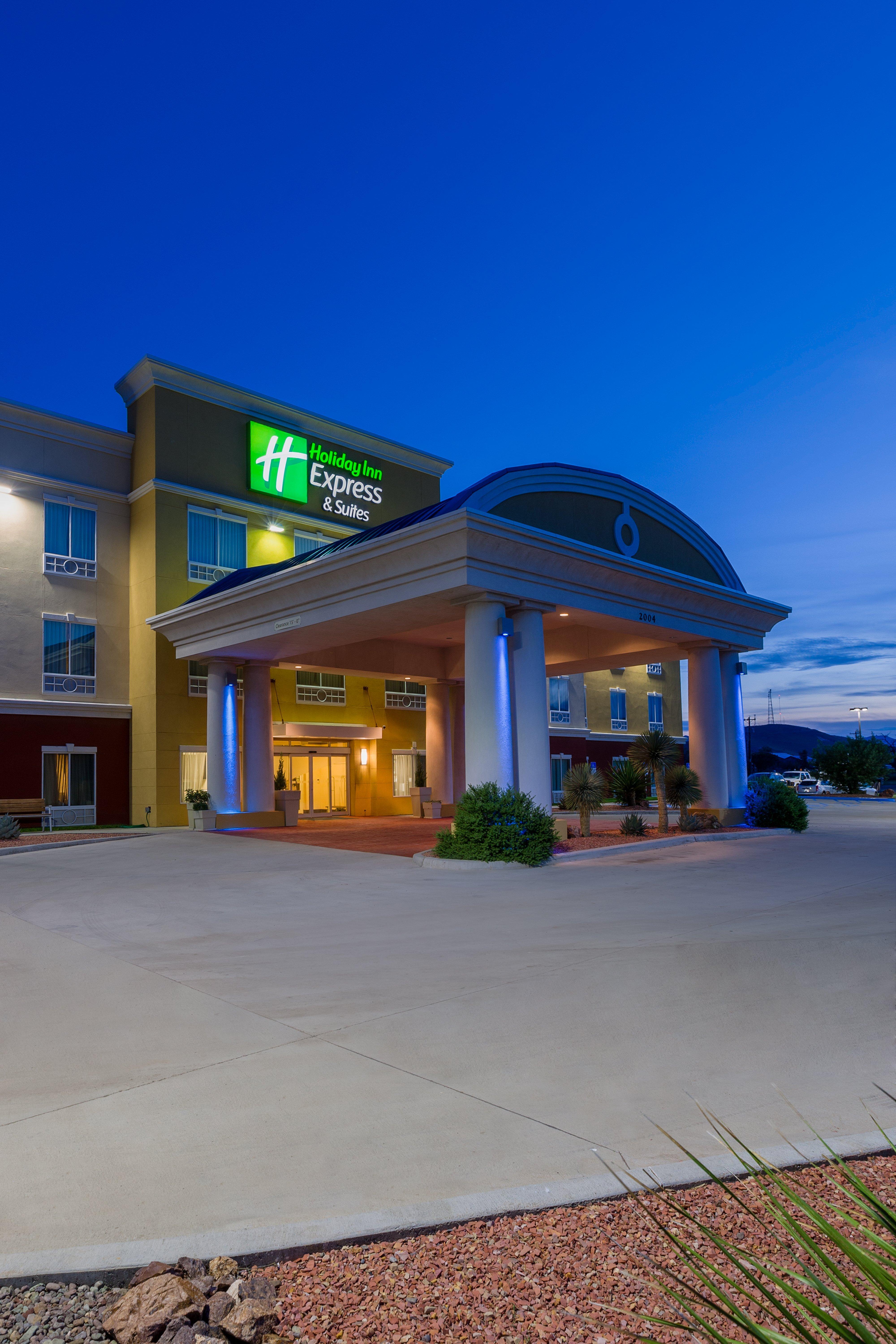Holiday Inn Express And Suites Alpine By Ihg Exteriér fotografie