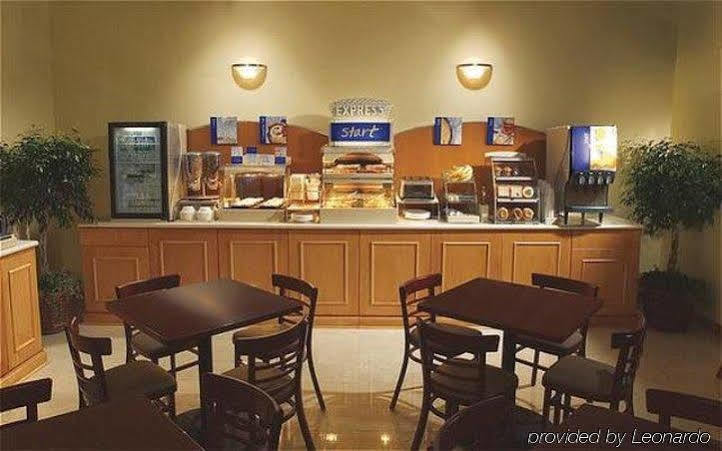 Holiday Inn Express And Suites Alpine By Ihg Exteriér fotografie